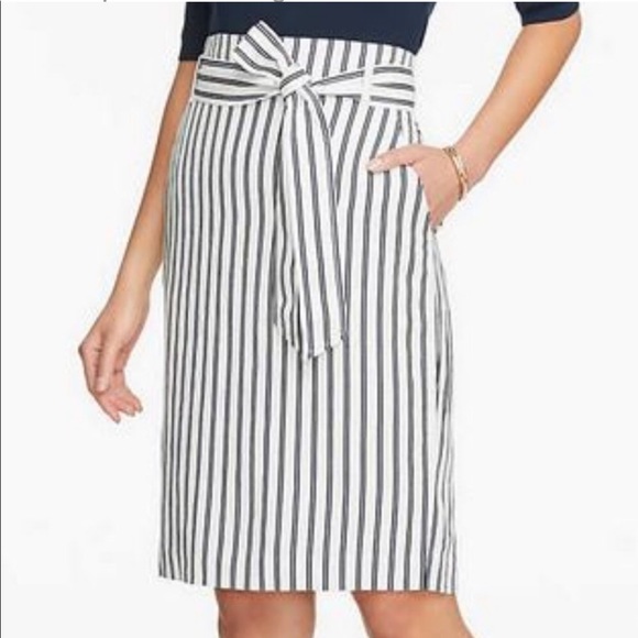 Ann Taylor Factory Black and White Striped Pencil Skirt - Picture 1 of 9